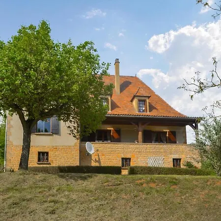 Gorgeous In Archignac With Kitchen Holiday home