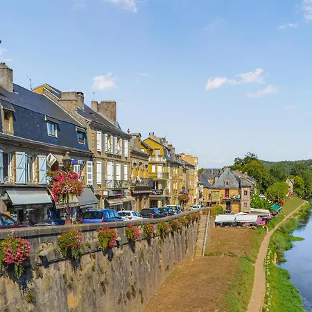 Gorgeous In Archignac With Kitchen Holiday home Paulin